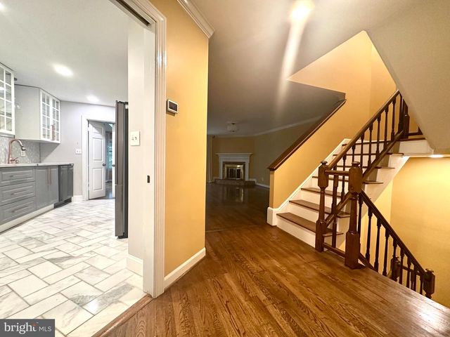 6353 BRAMPTON CT, Alexandria, VA 22304