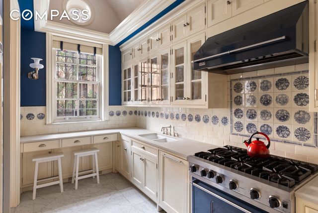 25 Grace Court, New York City, NY 11201