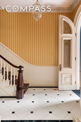 25 Grace Court, New York City, NY 11201