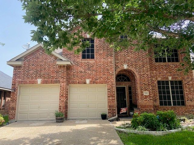 7040 Sea Star Drive, Grand Prairie, TX 75054