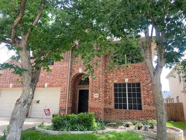 7040 Sea Star Drive, Grand Prairie, TX 75054