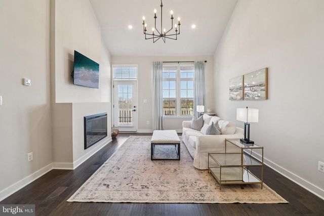 18118 RED MULBERRY RD, Dumfries, VA 22026