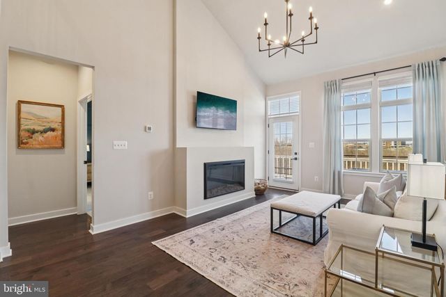 18118 RED MULBERRY RD, Dumfries, VA 22026