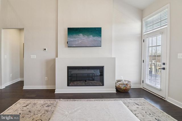 18118 RED MULBERRY RD, Dumfries, VA 22026