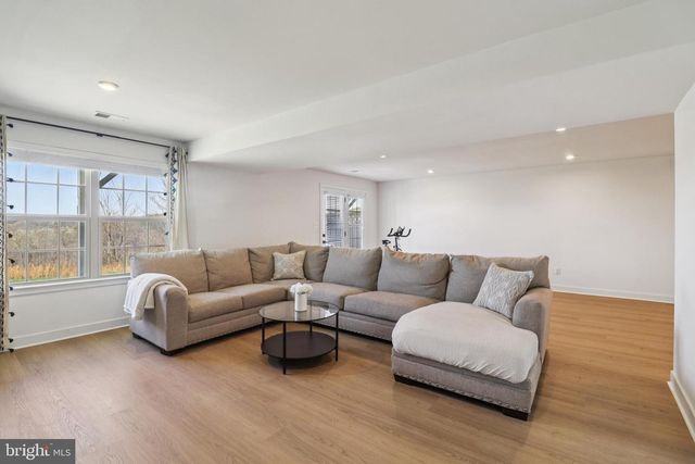 18118 RED MULBERRY RD, Dumfries, VA 22026