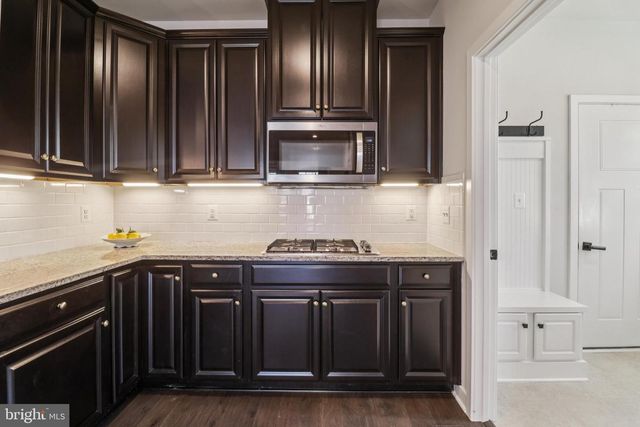 18118 RED MULBERRY RD, Dumfries, VA 22026