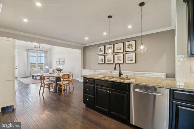 18118 RED MULBERRY RD, Dumfries, VA 22026