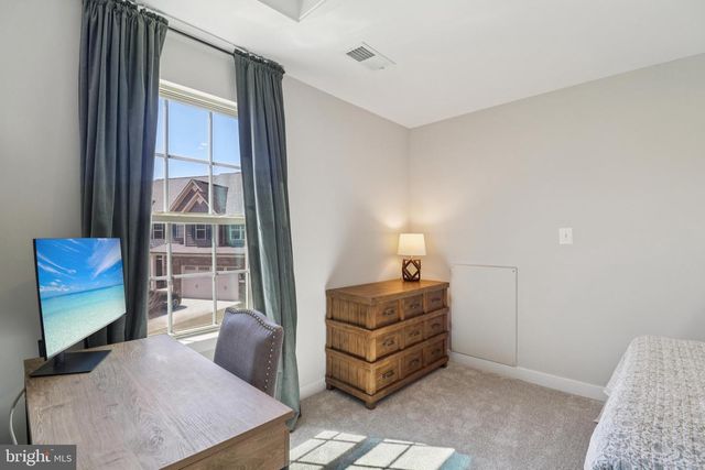 18118 RED MULBERRY RD, Dumfries, VA 22026