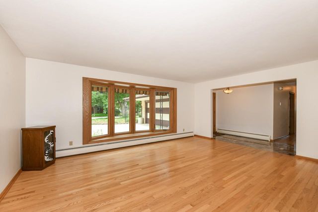 4144 N 96th STREET, Wauwatosa, WI 53222