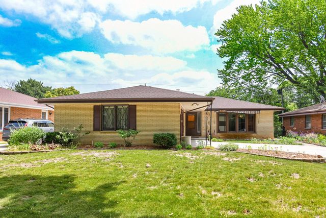 4144 N 96th STREET, Wauwatosa, WI 53222