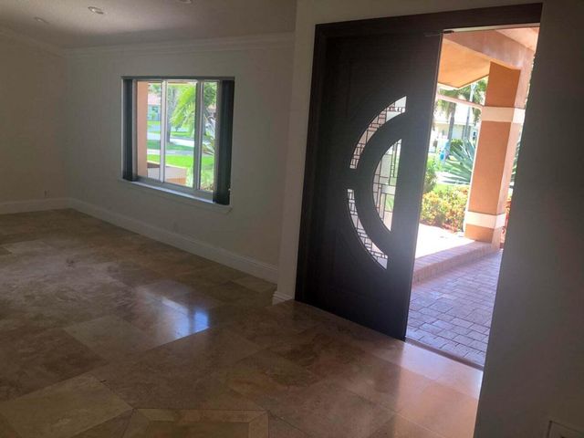 8649 NW 57th Court, Coral Springs, FL 33067