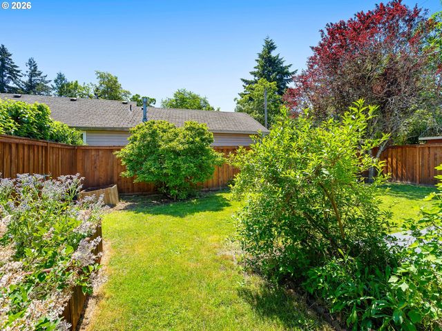 7016 Se HAROLD St, Portland, OR 97206