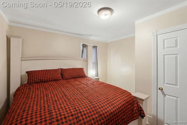 15388 Woodworth, Redford, MI 48239