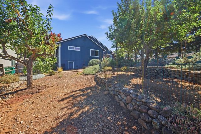 228 Success Mine Loop, Grass Valley, CA 95945