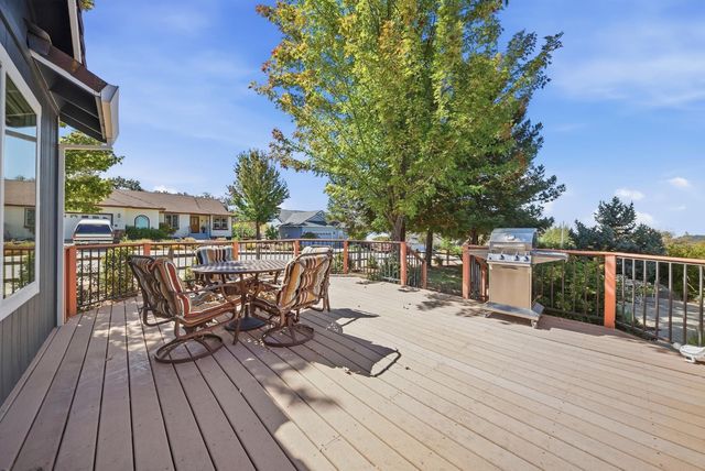228 Success Mine Loop, Grass Valley, CA 95945