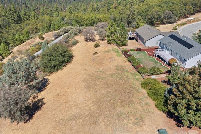 228 Success Mine Loop, Grass Valley, CA 95945