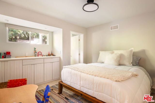 279 Mabery Road, Santa Monica, CA 90402