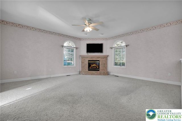 4515 Loraine Lane, Hanover Twp, PA 18017