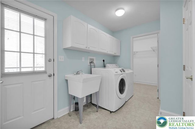 4515 Loraine Lane, Hanover Twp, PA 18017