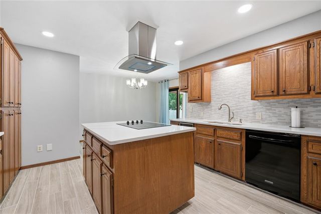 11057 W Country Drive, Oklahoma City, OK 73170
