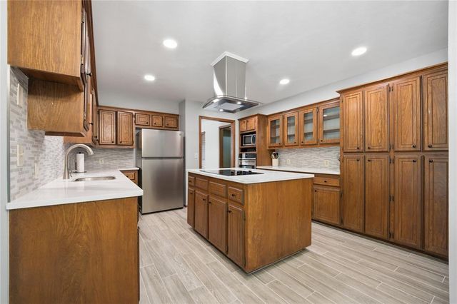 11057 W Country Drive, Oklahoma City, OK 73170