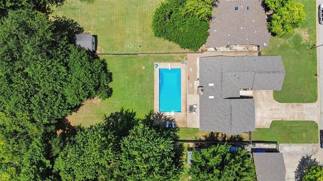 11057 W Country Drive, Oklahoma City, OK 73170