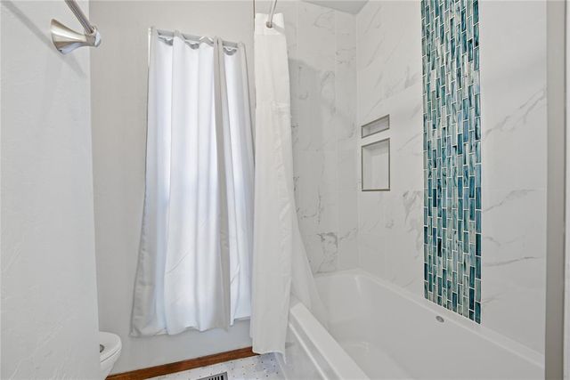 11057 W Country Drive, Oklahoma City, OK 73170