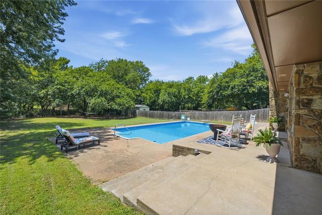 11057 W Country Drive, Oklahoma City, OK 73170