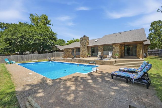 11057 W Country Drive, Oklahoma City, OK 73170
