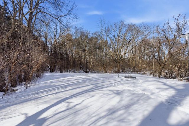 3018 Mallard WAY, East Troy, WI 53120