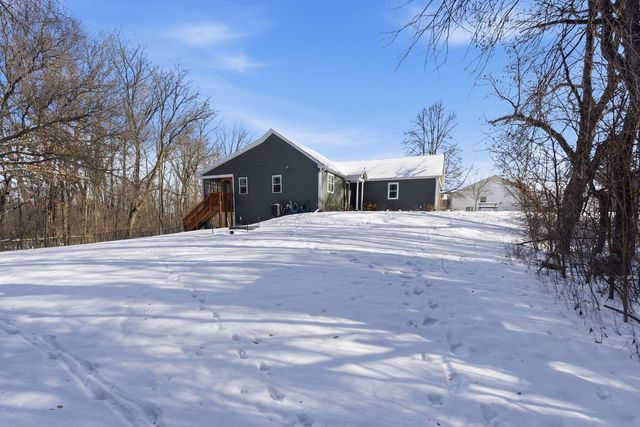 3018 Mallard WAY, East Troy, WI 53120