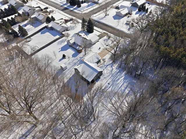 3018 Mallard WAY, East Troy, WI 53120