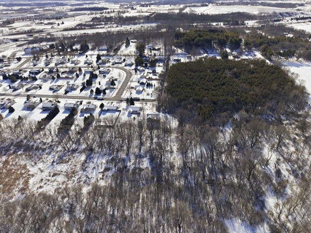 3018 Mallard WAY, East Troy, WI 53120