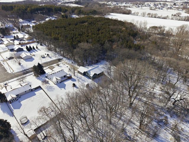 3018 Mallard WAY, East Troy, WI 53120