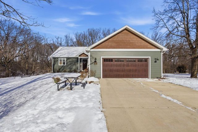 3018 Mallard WAY, East Troy, WI 53120