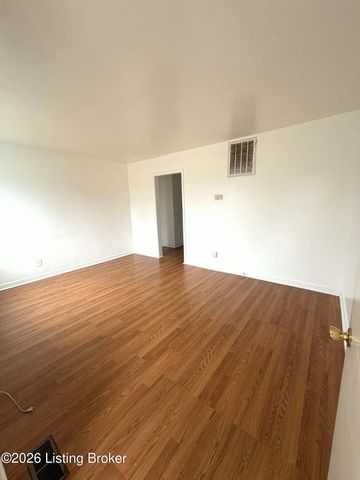 242 Steedly Dr, Louisville, KY 40214