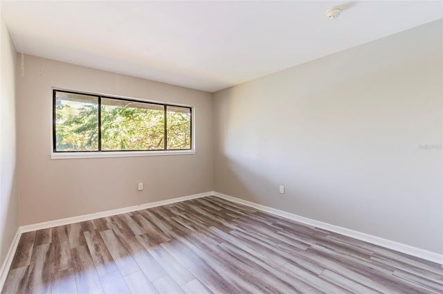 735 S VILLAGE DRIVE N 206, St Petersburg, FL 33716