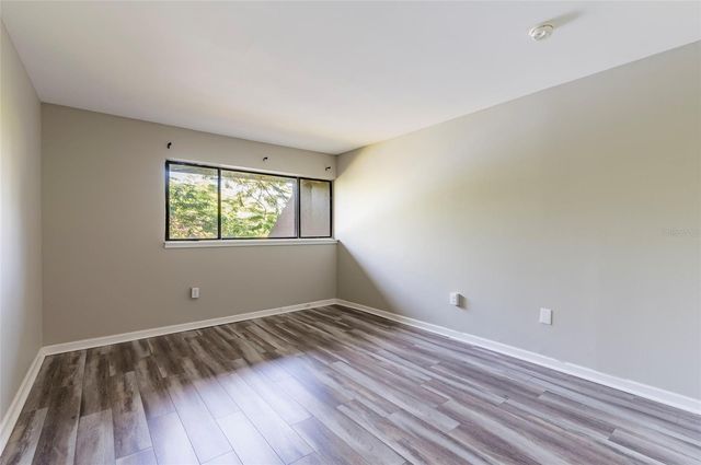 735 S VILLAGE DRIVE N 206, St Petersburg, FL 33716