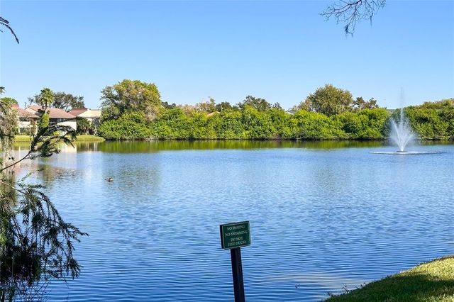 735 S VILLAGE DRIVE N 206, St Petersburg, FL 33716