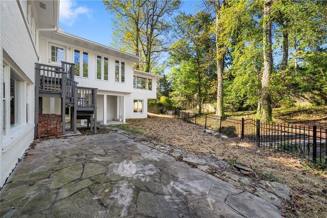 2222 Tanglewood Road, Decatur, GA 30033