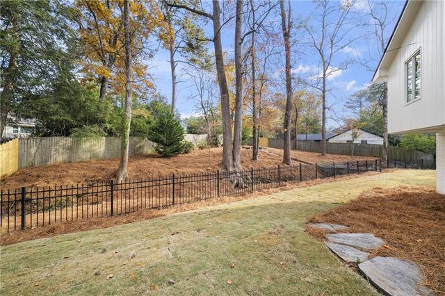 2222 Tanglewood Road, Decatur, GA 30033