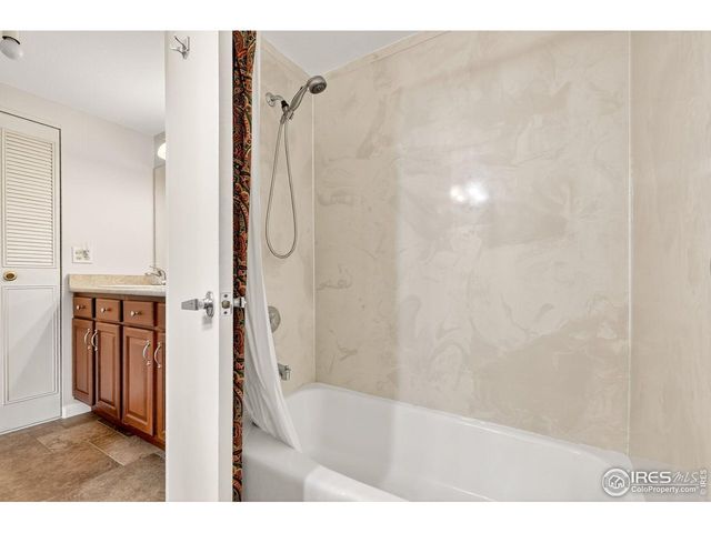 7877 E Mississippi Ave 207, Denver, CO 80247