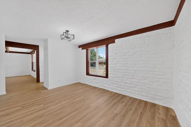 2102 Virgin Wood Road SE, Rio Rancho, NM 87124