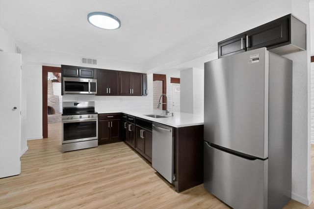 2102 Virgin Wood Road SE, Rio Rancho, NM 87124