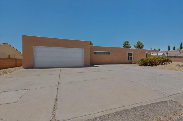 2102 Virgin Wood Road SE, Rio Rancho, NM 87124
