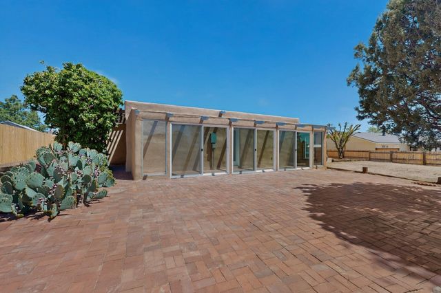 2102 Virgin Wood Road SE, Rio Rancho, NM 87124