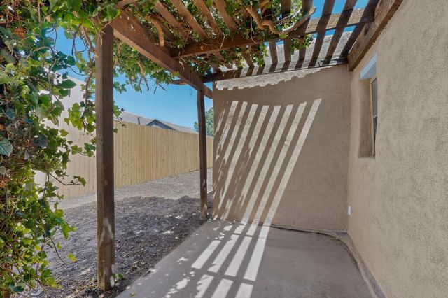 2102 Virgin Wood Road SE, Rio Rancho, NM 87124