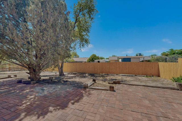 2102 Virgin Wood Road SE, Rio Rancho, NM 87124