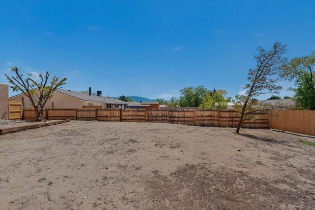 2102 Virgin Wood Road SE, Rio Rancho, NM 87124