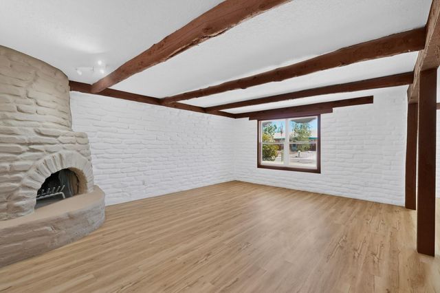 2102 Virgin Wood Road SE, Rio Rancho, NM 87124